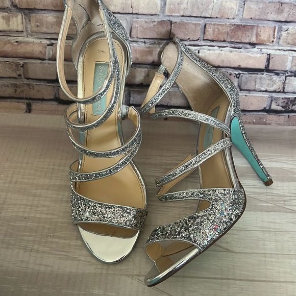 Betsey Johnson Blue Sage Rhinestone Jeweled Satin Peep Toe Izzy Sandals Sparkle - Picture 7 of 10